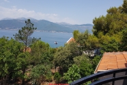дом участок крашичи тиват вид на море недвижимость зарубежом агенство камин будва черногория
