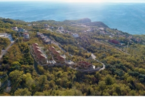 урбанизированный участок вид на море тудоровичи близекуче свети стефан продажа недвижимость зарубежом агенство камин будва черногория 
