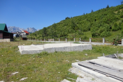 урбанизированный участки жабляк север продажа недвижимость зарубежом агенство камин будва черногория 
