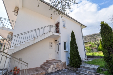 bijela herceg novi prodaja kuća kamin nekretnine agencija za nekretnine crna gora