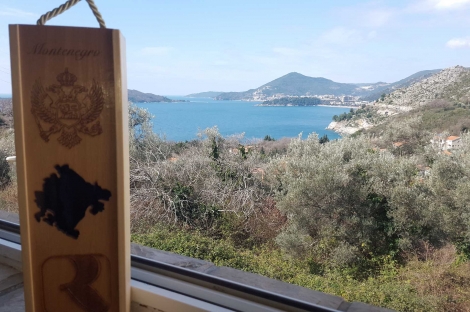 pogled na more bazen kuca kamin nekretnine mediteran jadran adriatic coast house kamin nekretnine