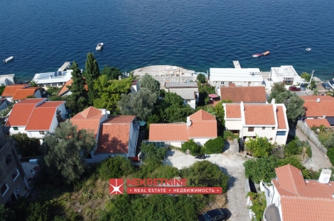 tivat krasici kuća sa pogledom na more prodaja kuća krašići Kamin nekretnine