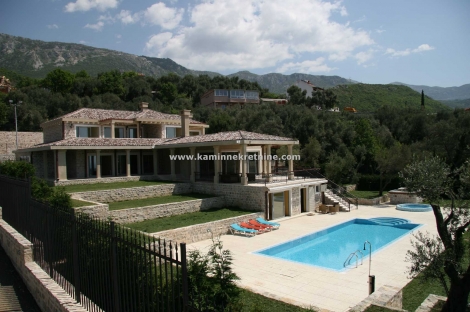 Продажа дома в Черногории, агентство Kaмин в Будве	