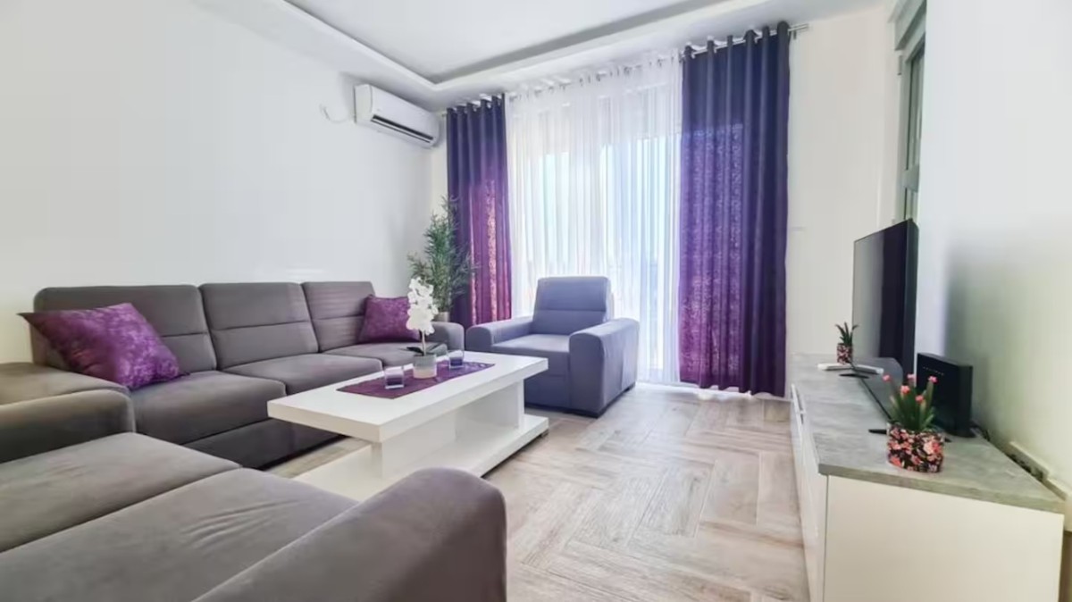 Furnished one bedroom apartment, Tivat, Kava